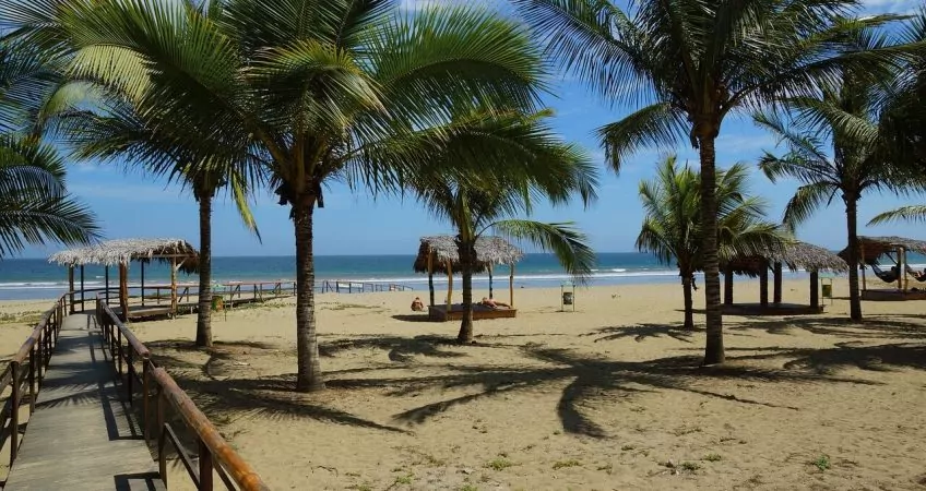 ecuador beach manabi puerto lopez