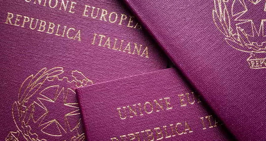 Close up of an Italian passport